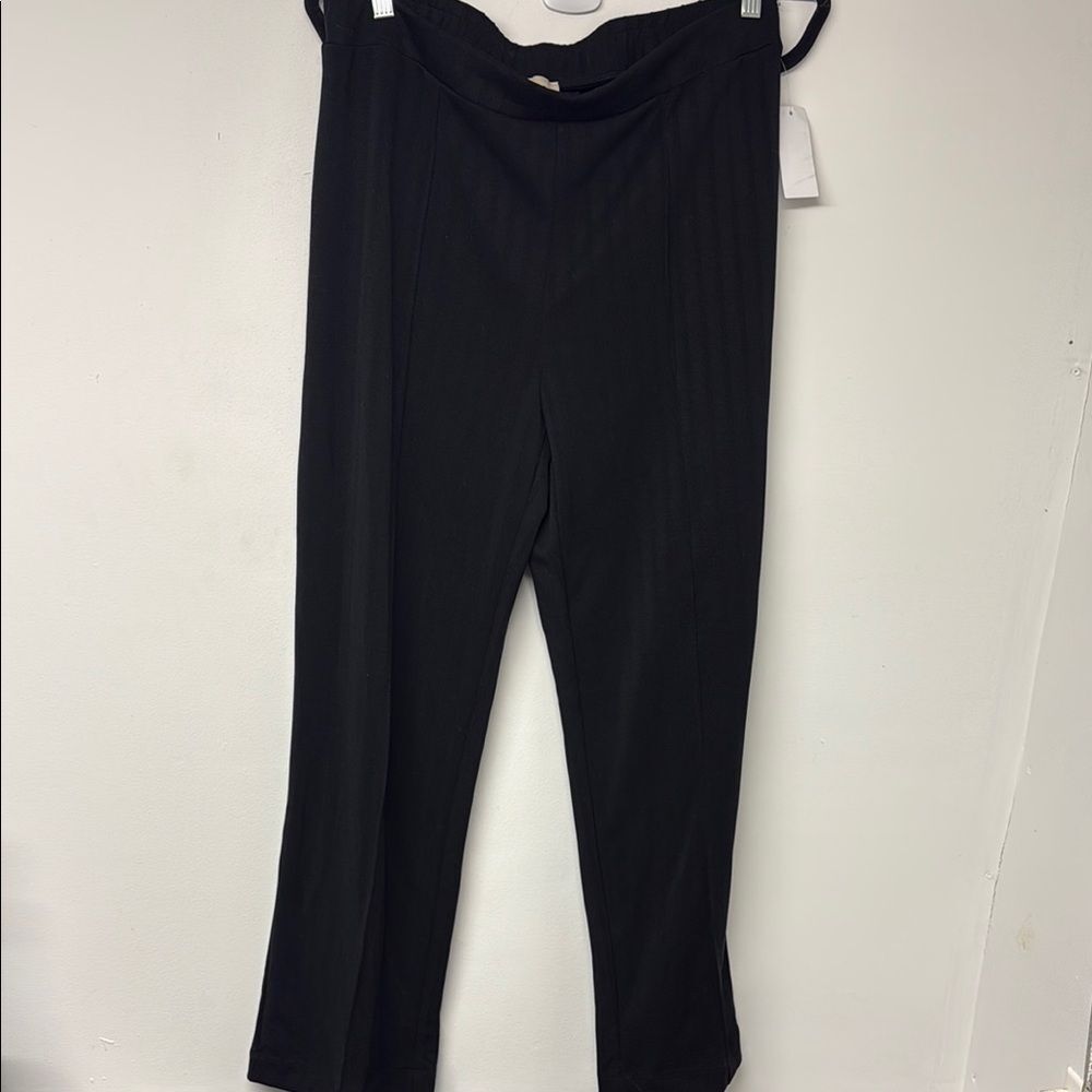 Elie Tahari Black Cropped Ankle Pants with High Waist
